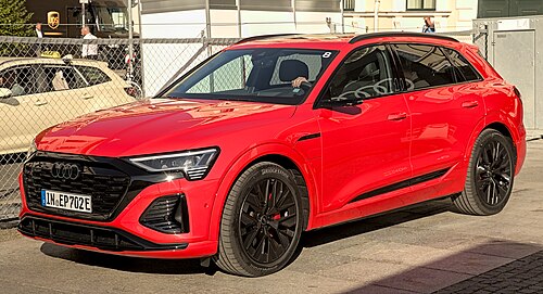 Audi e-tron (Q8 e-tron)