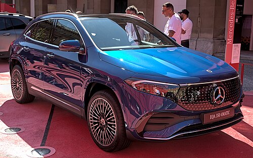 Mercedes EQA